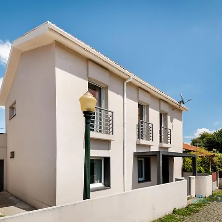 Vakantiehuis Aguda's Family House *