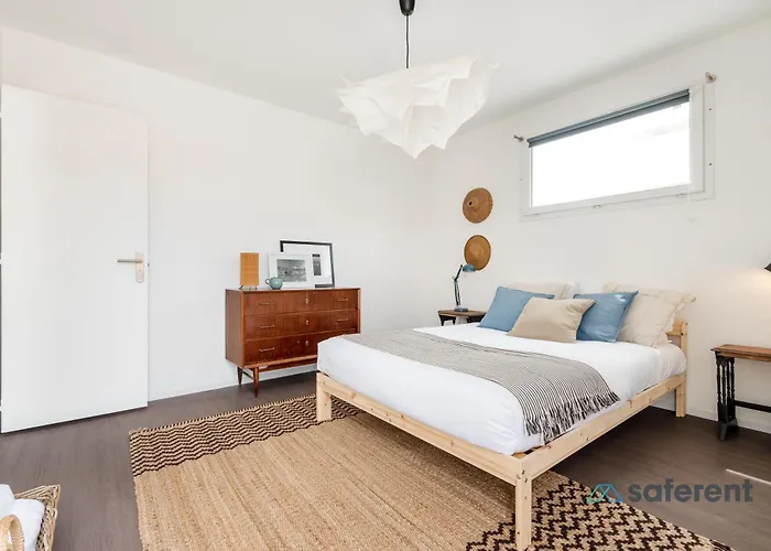 Aguda's Family House