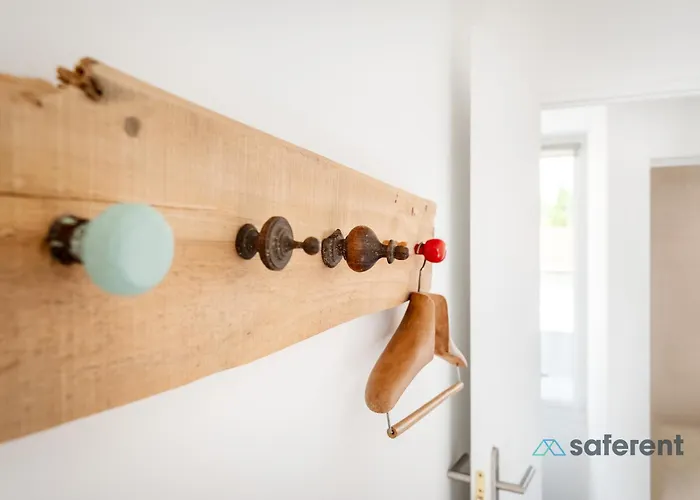 Aguda's Family House *